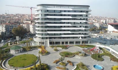 family-compound-in-merter-istanbul