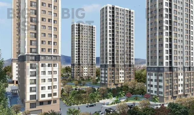 High Rises Next to the Sea in Kartal — photo 5