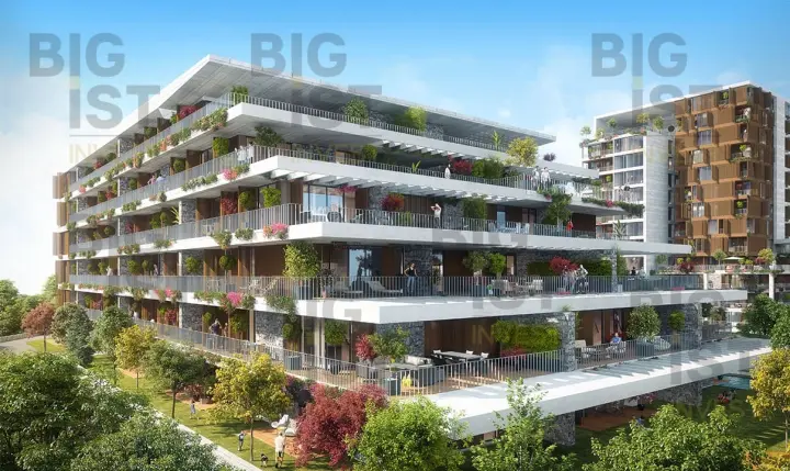 Private Garden at Your Own Balcony